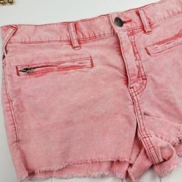 Free People corduroy frayed hem short shorts pink size 27 - Picture 5 of 9